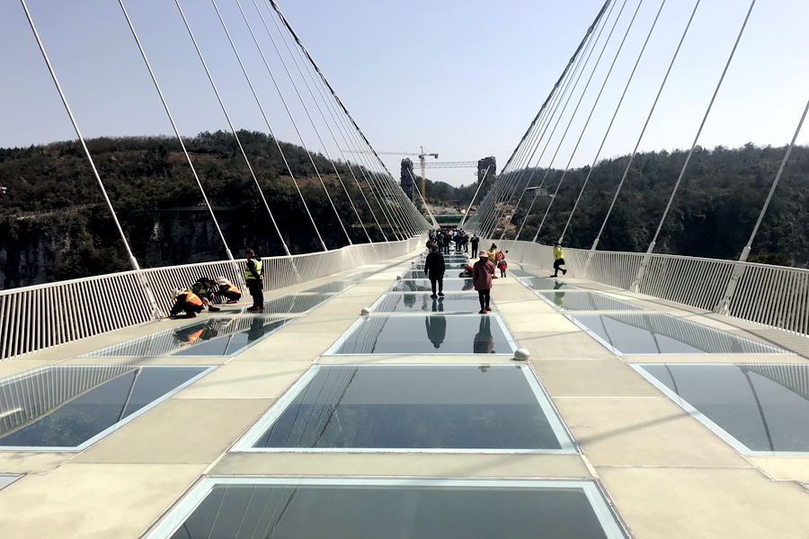 2 Full Days Join-in Tour to National Forest Park,Glass Bridge &Tianmen ...