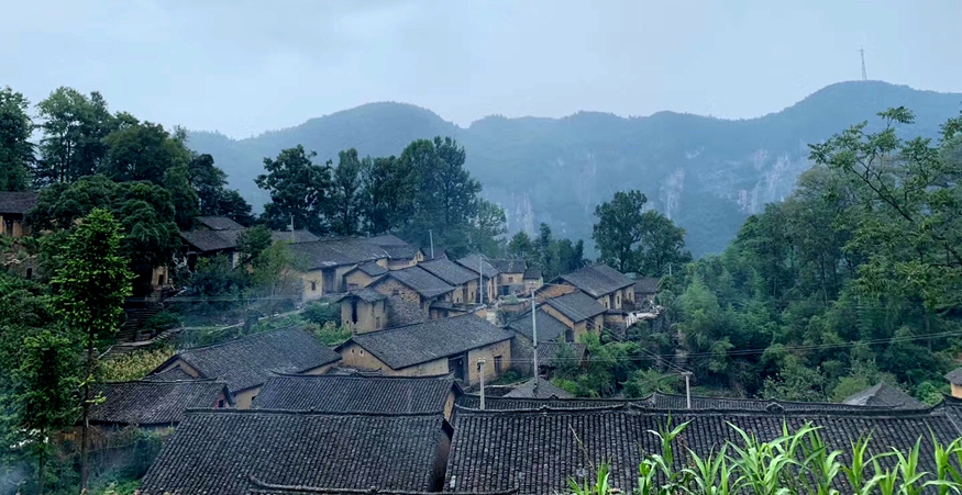 Liangdeng Miao Village In Fenghuang Ancient Town